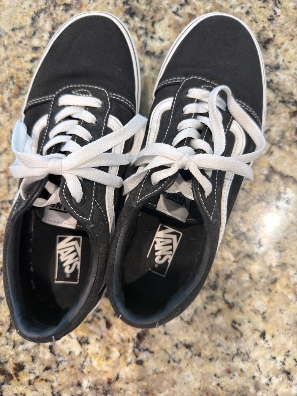 Classic Vans platform sole youth 5= women’s 6.5